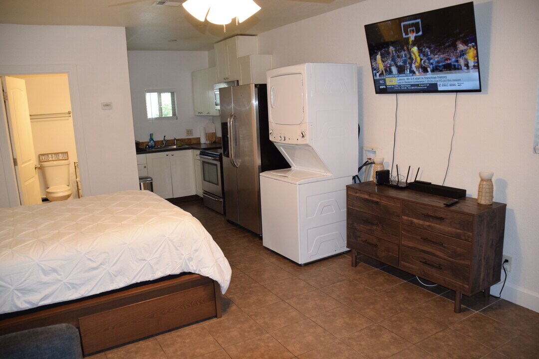 5241 N 22nd Ave, Unit 1 Photo