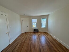 19 Chauncey St in Watertown, MA - Building Photo - Building Photo