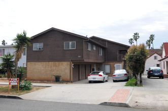 521 S Freeman St in Oceanside, CA - Building Photo - Building Photo