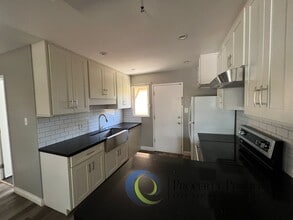 98-930-930 Noelani St in Pearl City, HI - Foto de edificio - Building Photo