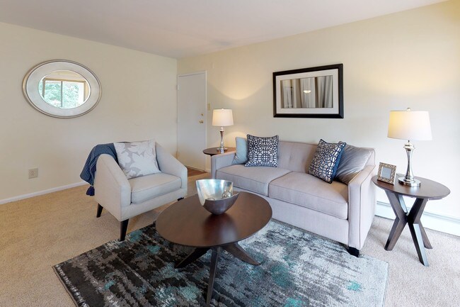 The Commons at Fallsington in Morrisville, PA - Foto de edificio - Interior Photo