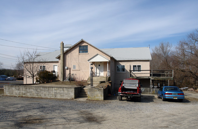 766 White Horse Pike in Atco, NJ - Foto de edificio - Building Photo