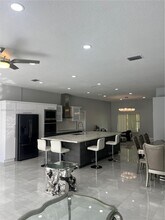 10664 Paso Fino Dr in Wellington, FL - Building Photo - Building Photo