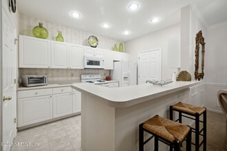 10901 Burnt Mill Rd in Jacksonville, FL - Building Photo - Building Photo