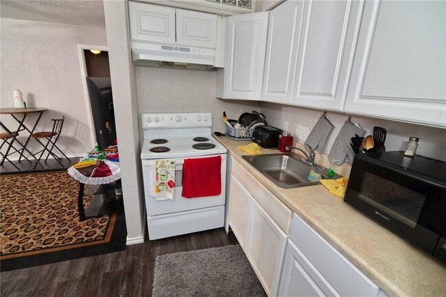 property at 1840 Burton Dr