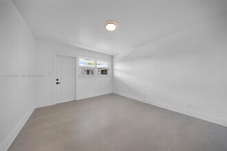 5195 NE 18th Ave in Fort Lauderdale, FL - Building Photo - Building Photo