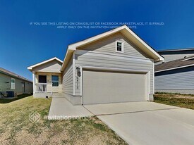 10515 McClintock Dr in Converse, TX - Building Photo
