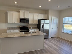 1583 Salem Dr in Conyers, GA - Building Photo - Building Photo