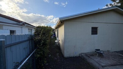 6345 N Miami Ave in Miami, FL - Building Photo - Building Photo