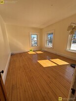 465 Park Dr, Unit 20 in Boston, MA - Building Photo
