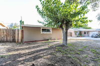 304 Hartzell Ave in Redlands, CA - Foto de edificio - Building Photo