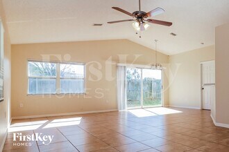 8418 Goldome Dr in Port Richey, FL - Building Photo - Building Photo