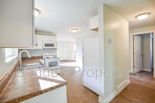 2965 S 500 E in South Salt Lake, UT - Building Photo - Building Photo