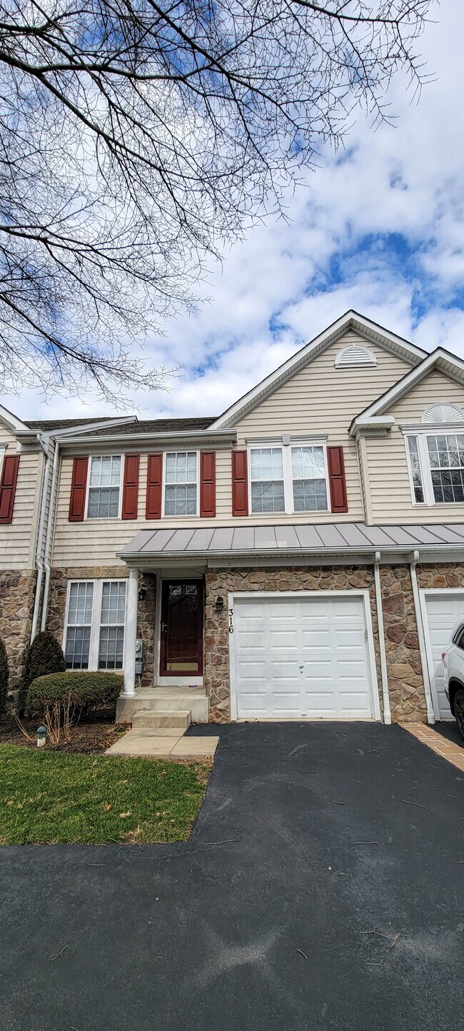 316 Village Way Rentals in Chalfont, PA