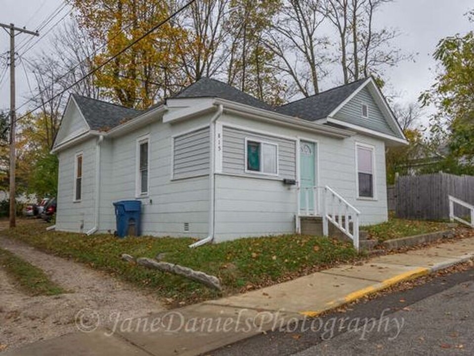 815 N Grant St in Bloomington, IN - Building Photo