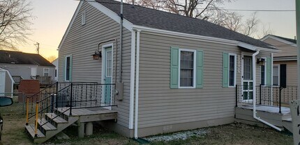 17263 Larimer St in Piney Point, MD - Foto de edificio - Building Photo