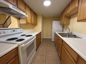4204 S 47th St in Phoenix, AZ - Building Photo