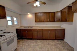 2504 7th Ave in Rock Island, IL - Building Photo - Building Photo
