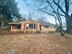 1 High Acres Dr in Trenton, NJ - Foto de edificio - Building Photo