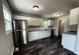 1101 Pershing St in High Point, NC - Building Photo - Building Photo