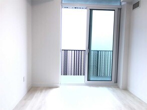 8 Eglinton Ave E in Toronto, ON - Building Photo - Building Photo