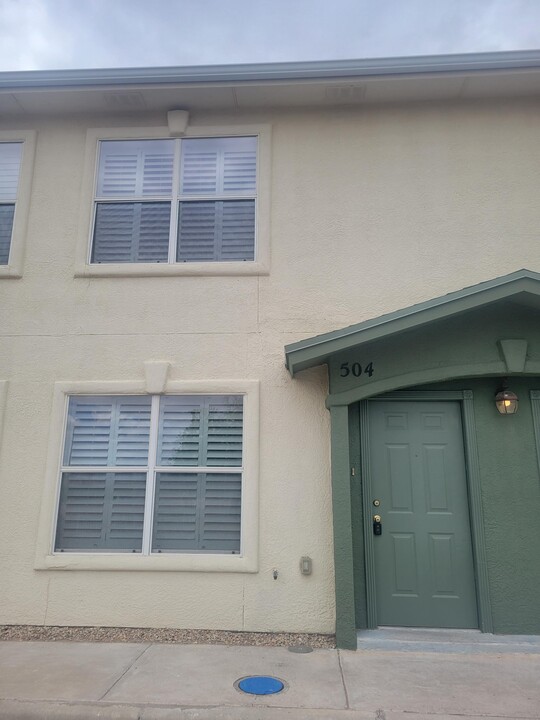 10021 Railroad Dr in El Paso, TX - Building Photo