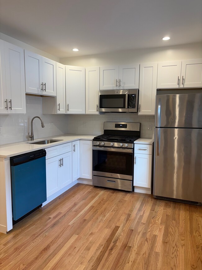 15 Radnor Rd, Unit 1