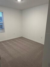 5080 Revolutionary Wy in St. Cloud, FL - Building Photo - Building Photo