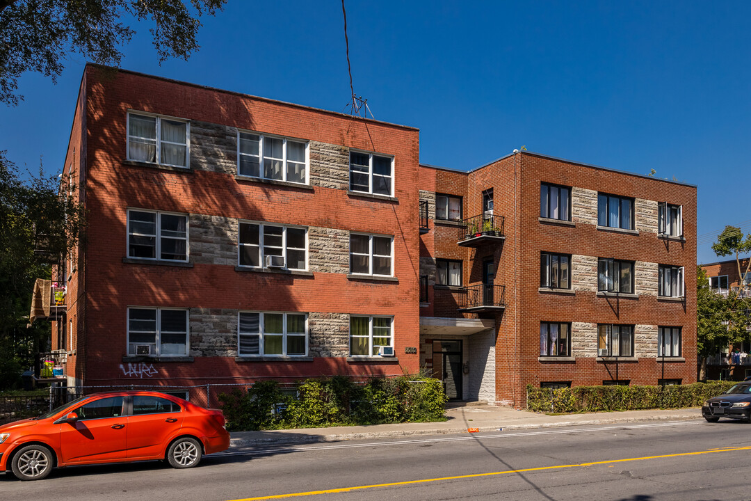 6665 Fielding Av in Montréal, QC - Building Photo