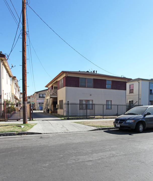 1218 N Berendo St in Los Angeles, CA - Building Photo