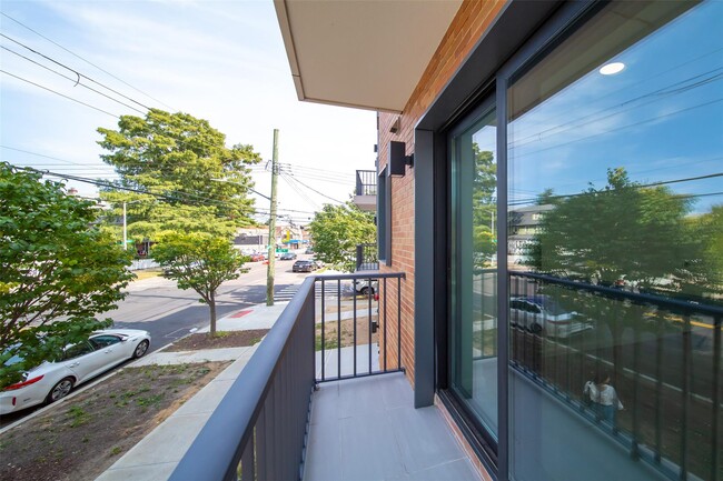 160-18 Sanford Ave in Queens, NY - Building Photo - Building Photo