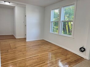 2748 N Kilpatrick Ave in Chicago, IL - Building Photo - Building Photo