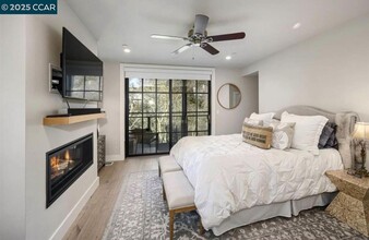 3075 Stonegate Dr in Alamo, CA - Building Photo - Building Photo