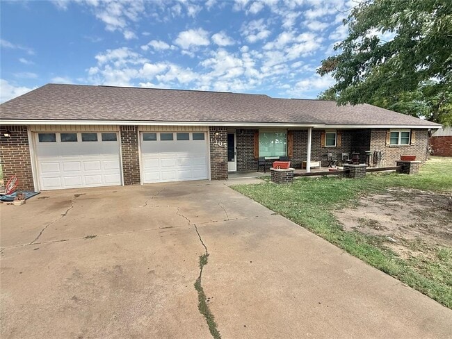 1305 E Andy St in Altus, OK - Building Photo - Building Photo