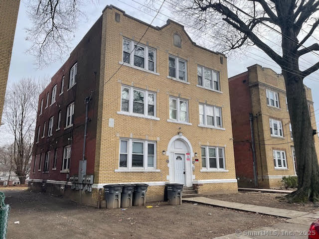204-206 Magnolia St-Unit -1L in Hartford, CT - Building Photo
