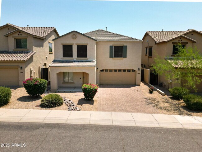 2323 W Hunter Ct in Phoenix, AZ - Building Photo - Building Photo