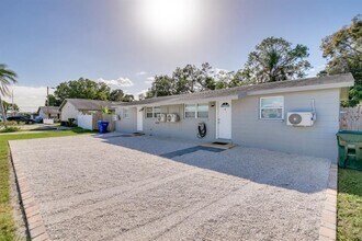 13496 W Rena Dr in Largo, FL - Building Photo - Building Photo