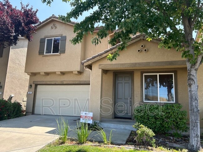35 Seatuck Ct