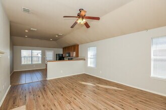14044 Tanglebrush Trail in Haslet, TX - Building Photo - Building Photo
