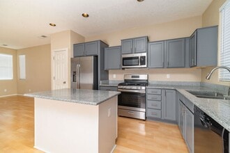 106 Rancho Viejo Blvd in Santa Fe, NM - Building Photo - Building Photo