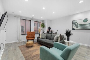 1020 16th St NW in Washington, DC - Building Photo