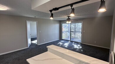 8919 Eagleview Dr in Beckett Ridge, OH - Building Photo - Building Photo