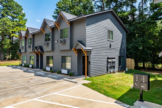 5927 East Highway 80