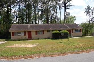 111 Arnold Blvd in Warner Robins, GA - Building Photo - Building Photo