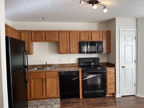 2424 Nashboro Blvd in Nashville, TN - Building Photo - Building Photo