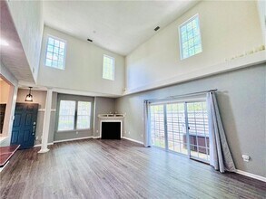 114 Ellis Dr in Yorktown, VA - Building Photo - Building Photo