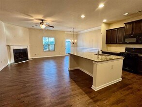 2723 Morgan Glen Rd NE in Buford, GA - Building Photo - Building Photo