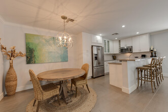 131 Venetian Dr in Delray Beach, FL - Building Photo - Building Photo