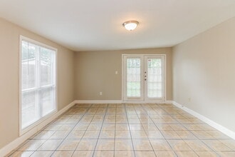 15619 Loma Verde Dr in Houston, TX - Building Photo - Building Photo