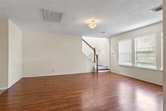 5815 Clerkenwell Dr in Houston, TX - Building Photo - Building Photo